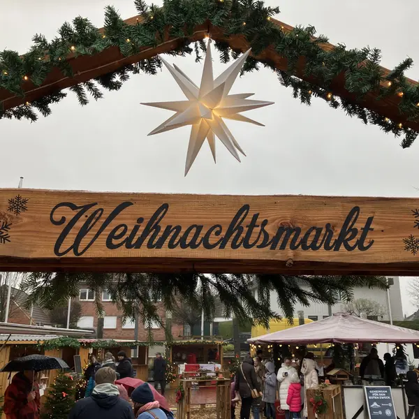Eingangstor Weihnachtsmarkt